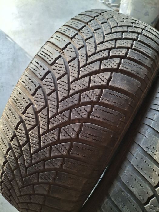 2 Anvelope M+S 205 55 r16 Bridgestone
