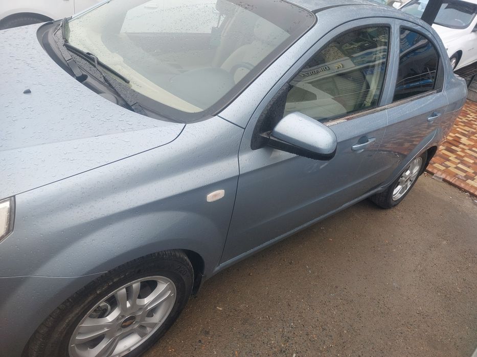 Нексия равон сотилади беживий салон