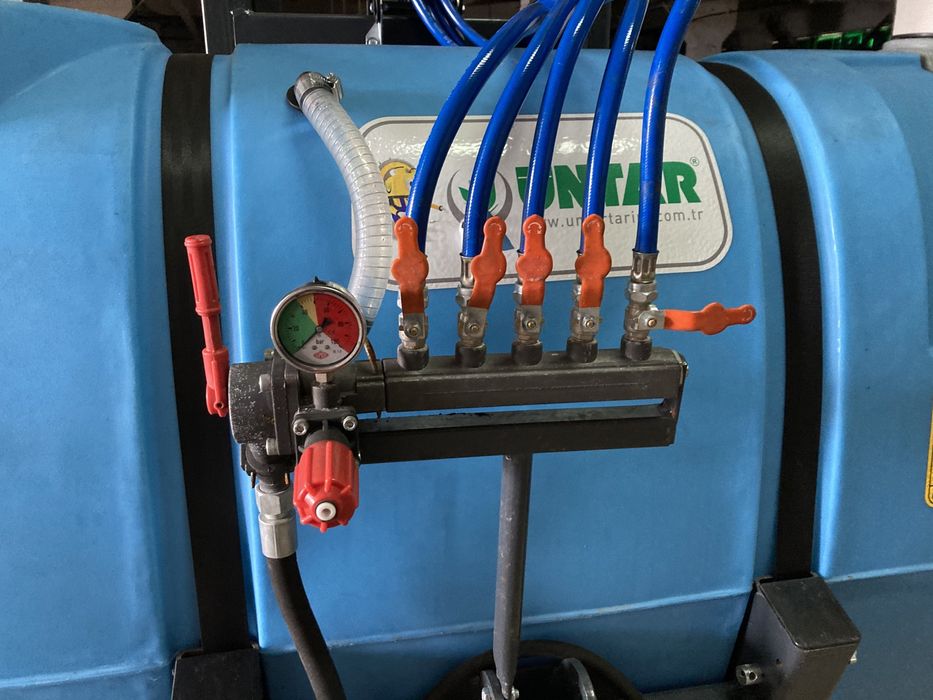 Пръскачка 1000 лт 16 метра