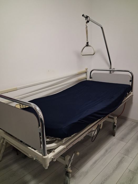 Pat medical electric cu telecomanda , ingrijire pacienti /recuperare
