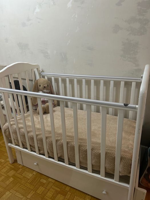 Детская кроватка