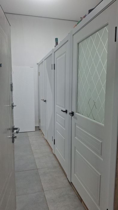 Есіктер сатылады.