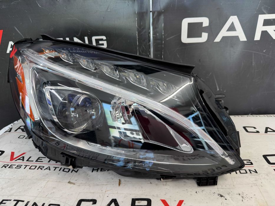 Фар фарове десен LED Mercedes C W205 far farove Мерцедес Ц В205 205 USA
