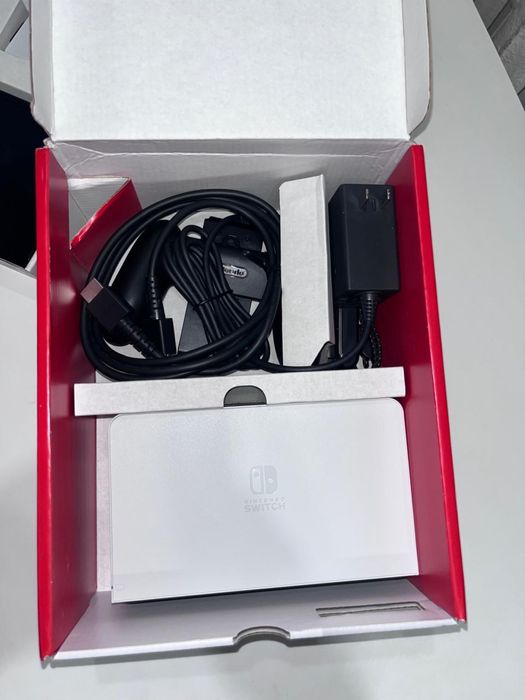 Nintendo switch oled белый