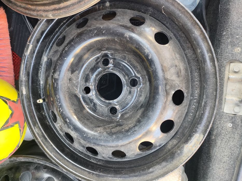 Продам диски в отличном сост р14 размере