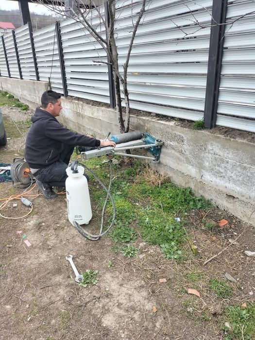 Găuri hote centrale ,tăiat beton armat ,sanțuri  perete pentru electri