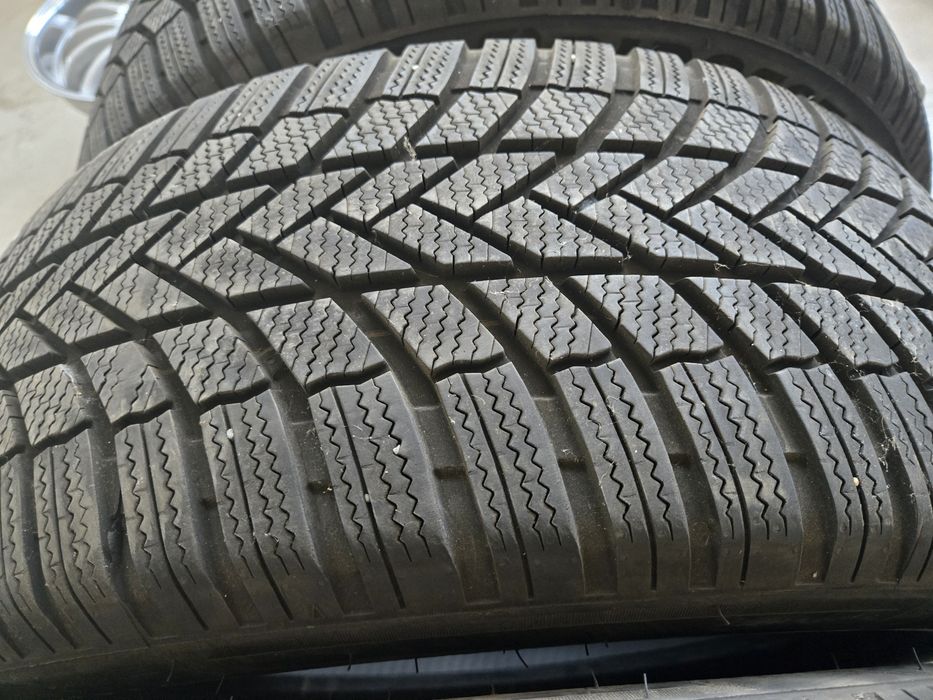 Anvelope iarna 235 55 19 Bridgestone ca si noi