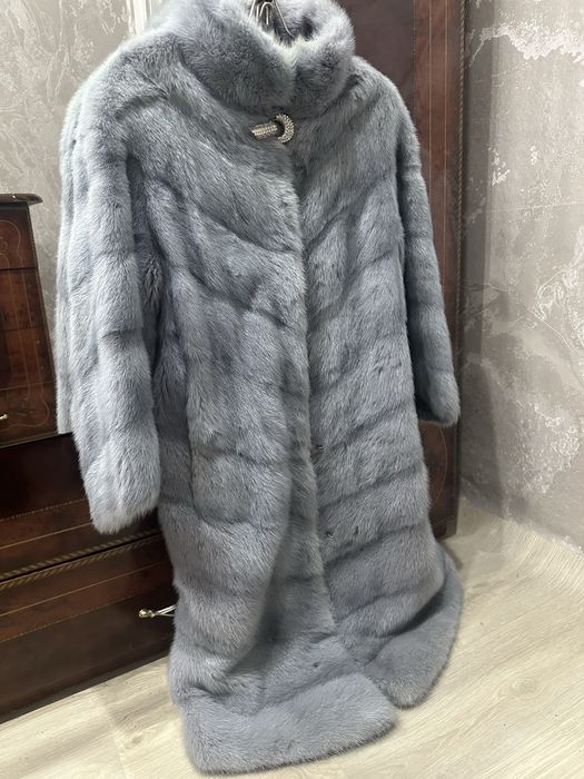 Продам норковую шубу