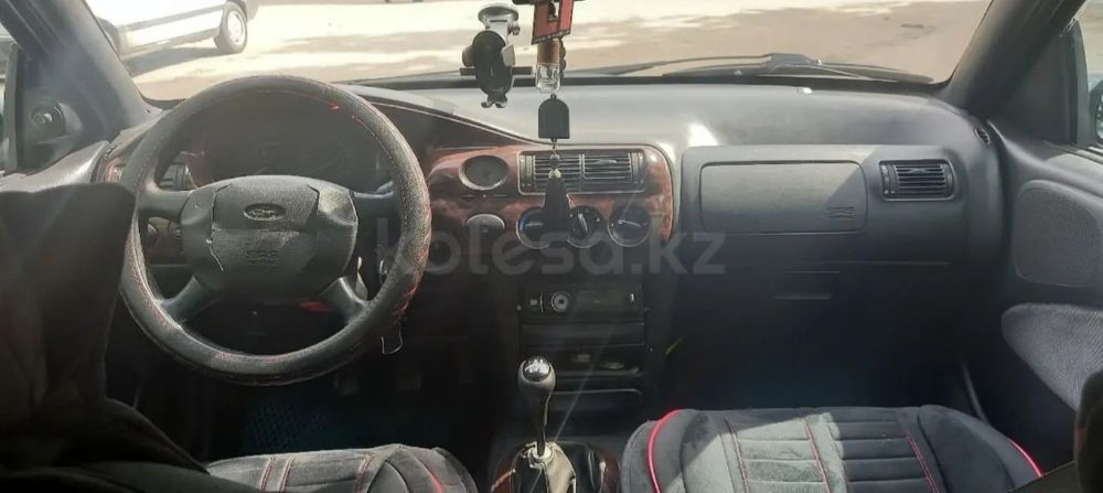 Продам Ford  Escort