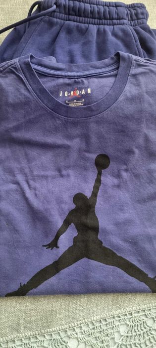 Мъжко долнище и тениска на Jordan