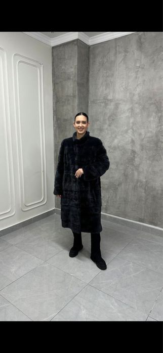 Продам Норковую шубу