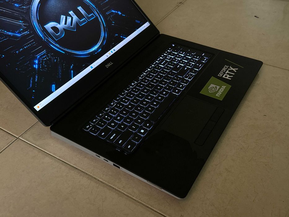 17.3' FHD IPS  i7-11850H DELL Precision 7760 32GB RAM/512GB/RTX A3000