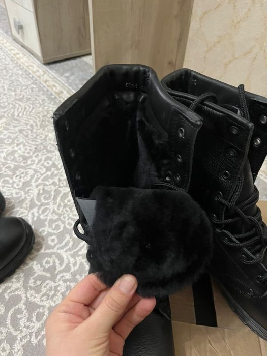 2 шт берцы сатылады