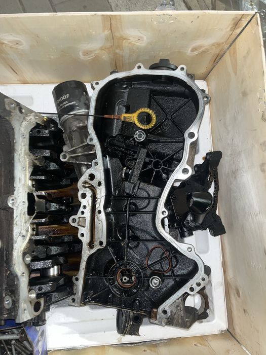 Двигатель на разбор  поло седан
