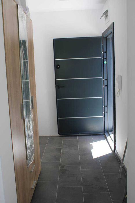 Дава се под наем Едностаен апартамент в Пловдив, Гагарин - 40 кв.м за 280.5 € - Снимка #9