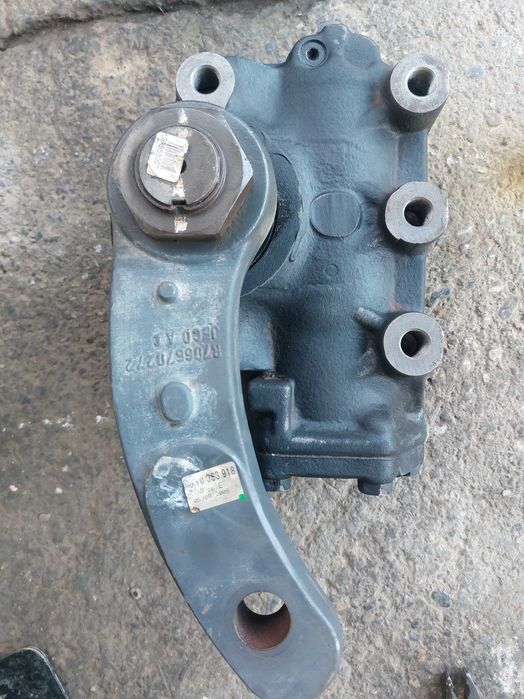 Редуктор ГУР рулевой ZF  VOLVO  Renault  Kerax.