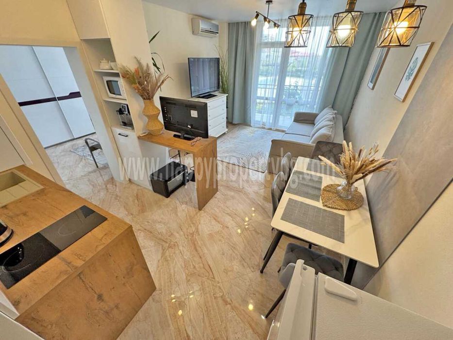 Продава се Двустаен апартамент в Свети Влас - 84 кв.м за 1298 €/кв.м - Снимка #7