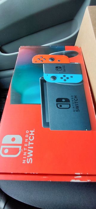 Срочно продаётся Nintendo Switch