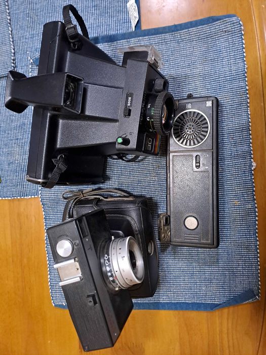 Продавам фотоапарати