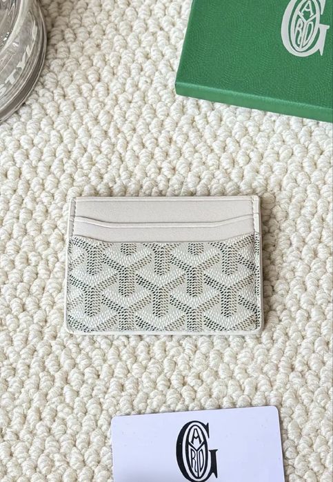 4 portofele goyard alb ( negociabil )