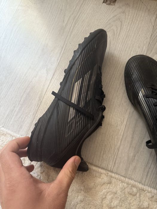Продам adidas f50 44 размер