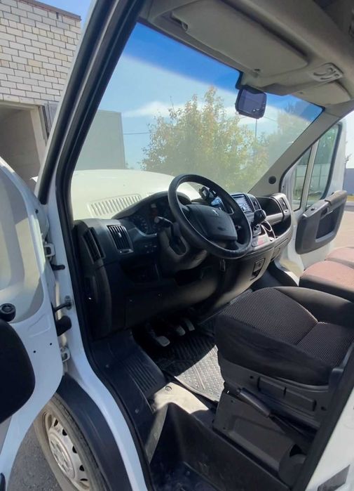 Продам Микроавтобус Peugeot Boxer