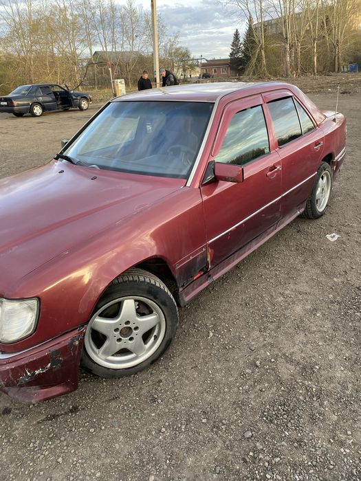 Mercedes Benz W124
