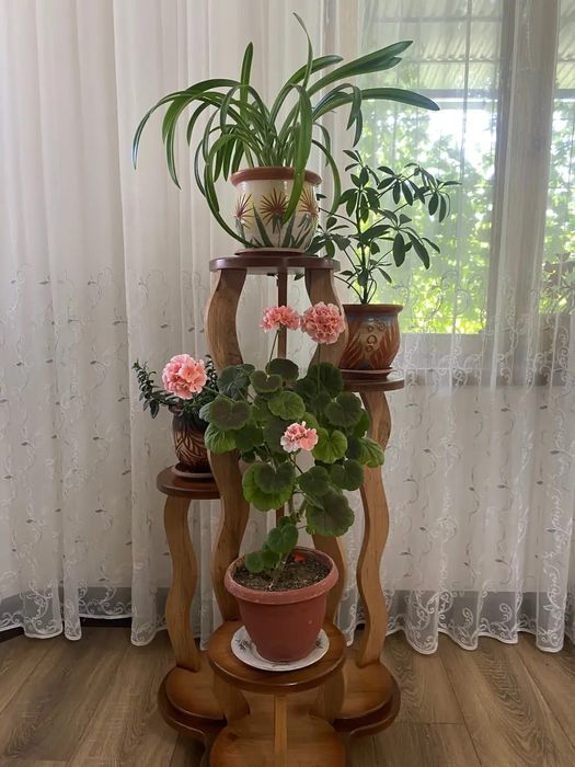 Подставка для цветов