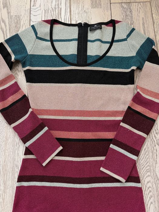 Елегантна вталена рокля  Elisabetta Franchi