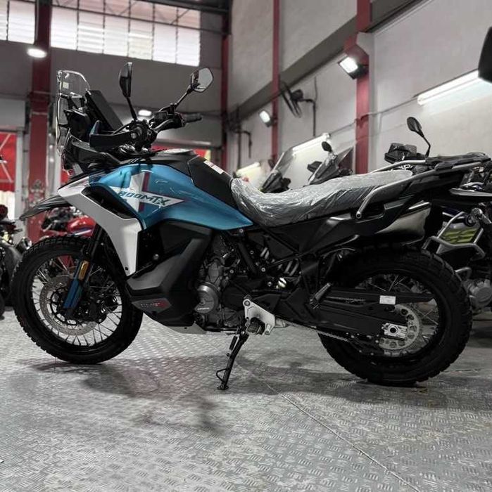 Мощный мотоцикл CFMOTO 800 MTX