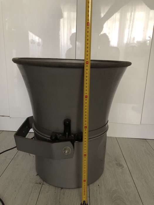 Vintage boxa/ goarna 200W