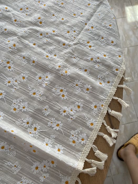 Скатерть новая с ромашками