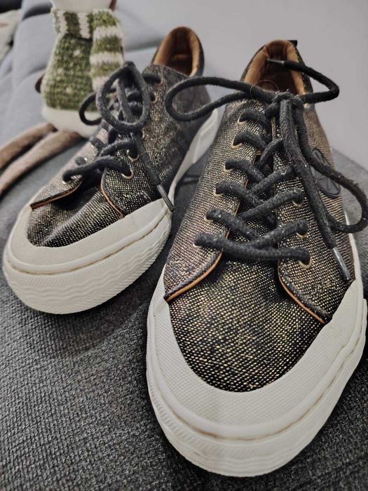 Маратонки 35 и 37 номер Adidas Gazelle Palladium