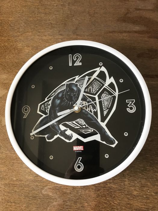 Настенные часы кварцевые