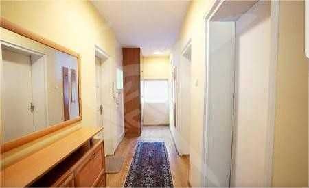 Дава се под наем Етаж от къща в Пловдив, Център - 110 кв.м за 997.05 € - Снимка #1