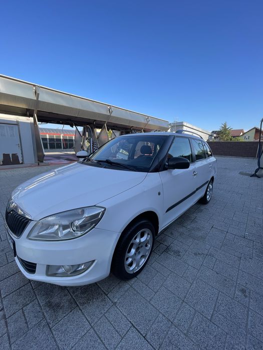 SKODA Fabia 2012 — imagine 2
