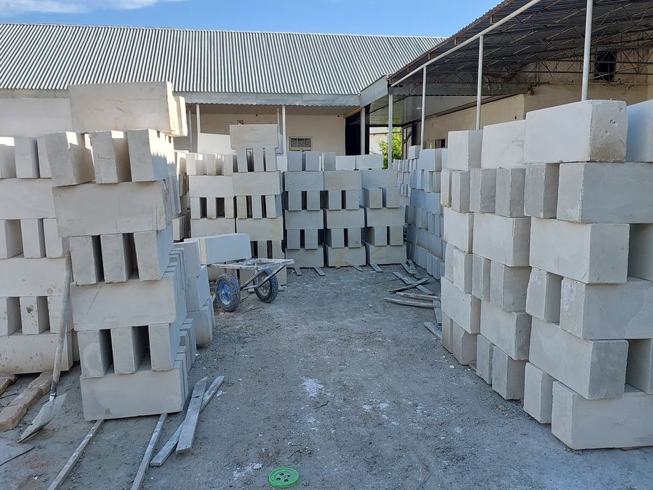 Пенаблок сотилади