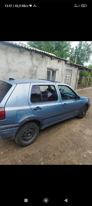 Volkswagen golf ③