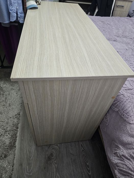 Birou cu glisiera ptr tastatura