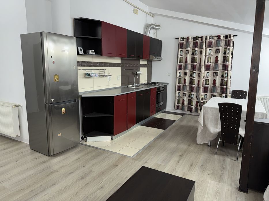 Apartament cu 4 camere