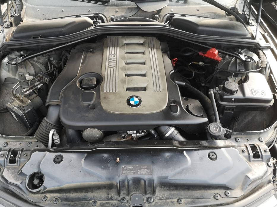 Dezmembrez bmw seria 5 e60 si e61