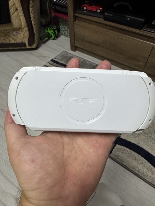 Psp E 1004 Alb!!!
