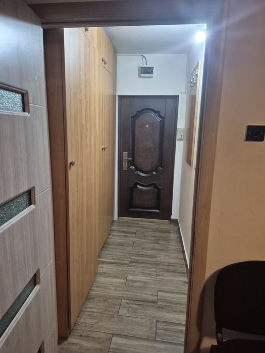 O cameră   Imobiliare.Garsoniera de închiriat.