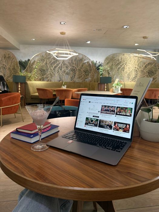 Макбук эйр серый  идеал состояние