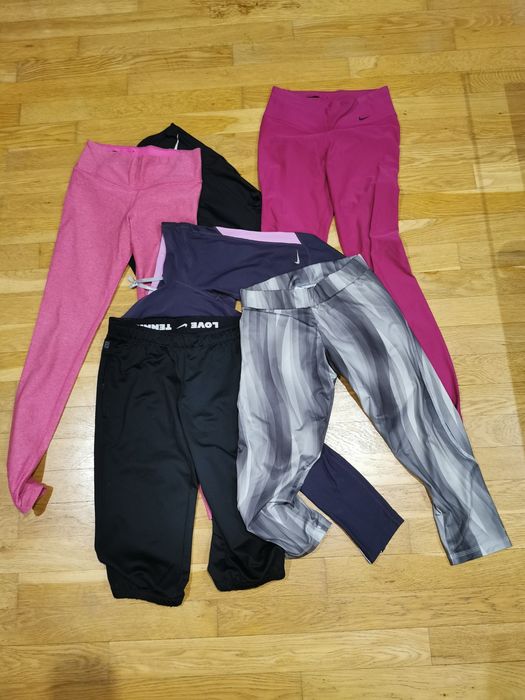 Клинове на Nike.