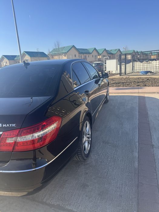 Mercedes benz E250 CDI 4 matic