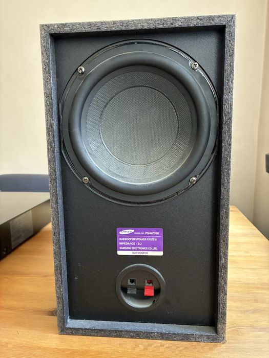 Samsung HT-Z310 blu ray home cinema ( домашно кино )
