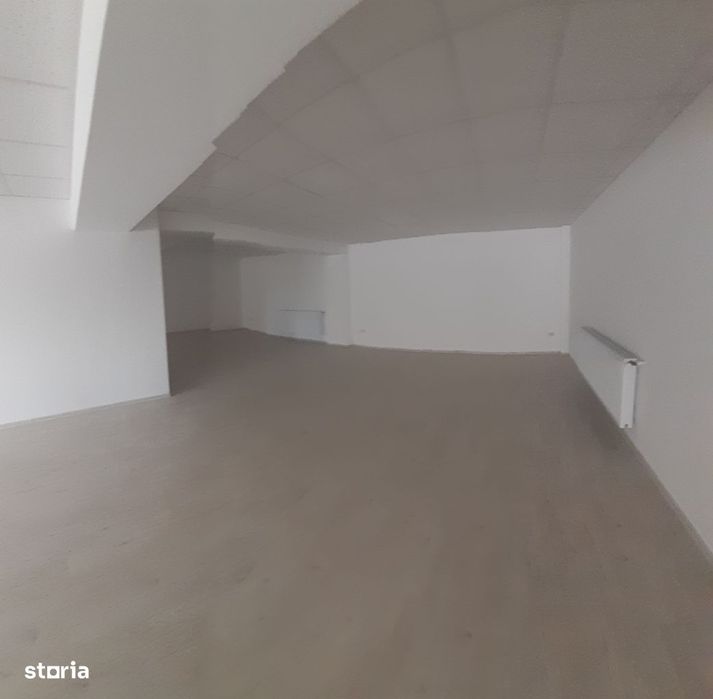 Se închiriază spațiu 177 mp, parter, complex Sun City