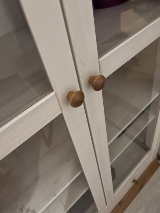 Шкаф из натурального дерева для одежды, книг, посуды