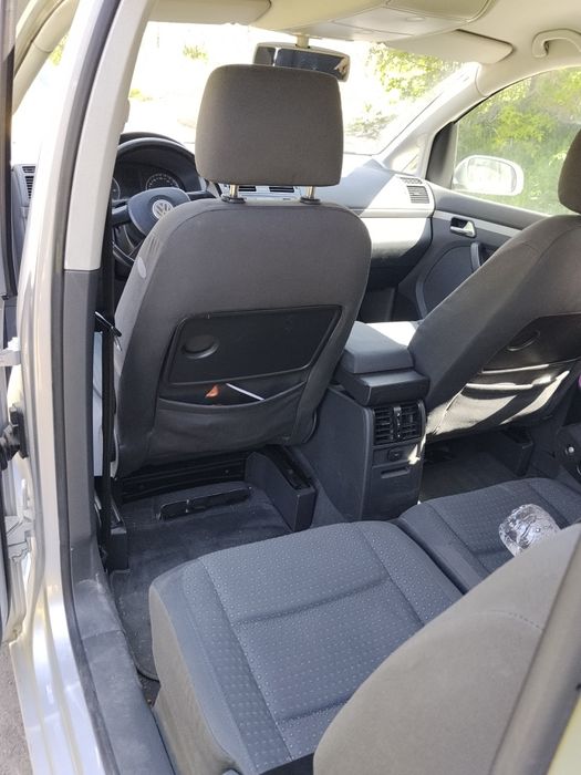 VW Tauran 2.0 tdi  2005г.